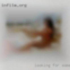 Looking bi male MS for some fun maybe a 3sum.